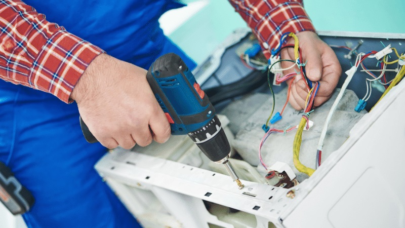 Nallıhan Vaillant Vaillant çamaşır makinesi kart tamiri – Su almama arızası orijinal parça ile giderildi. - Teknik servis örneği